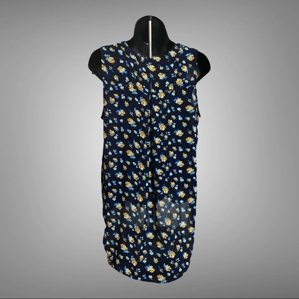 Love Notes Top - Picture 2 of 5